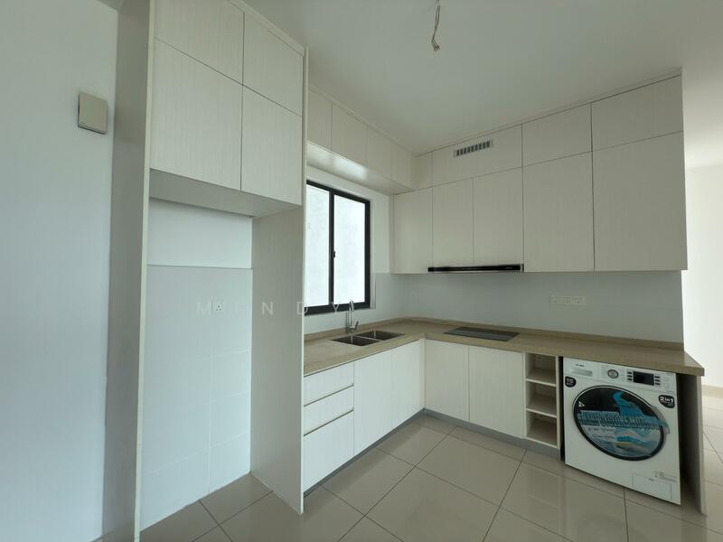 The M @ Medini Macrolink - 2