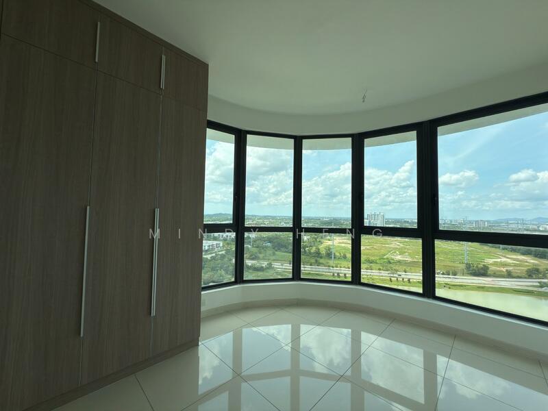 The M @ Medini Macrolink - 1