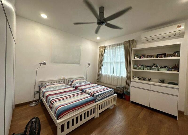 Noble Park Grand Pool Villas East Ledang - 5