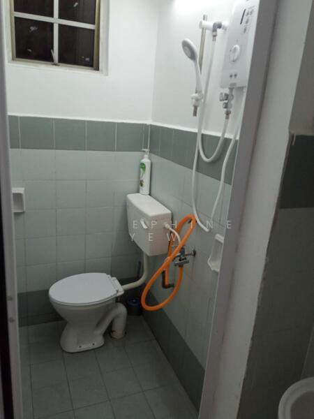 Tanjong Puteri Apartment - 5
