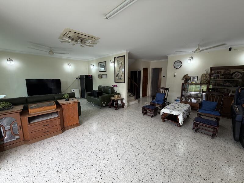 Taman Overseas Union (Taman Oug) - 1