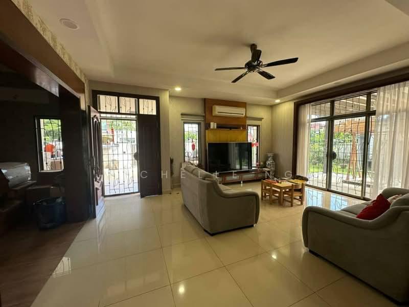 Impian Emas Double Storey Semi D Gated Guarded - 1