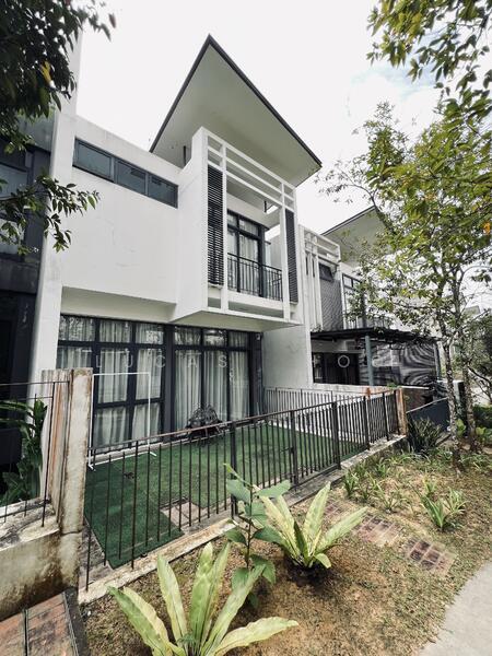 16 Quartz @ Melawati - 4