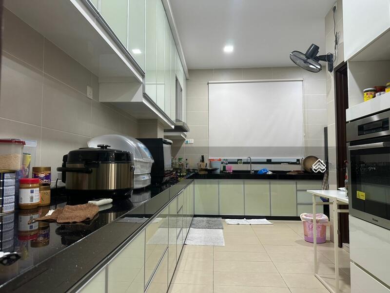 THE STRAITS VIEW RESIDENCES - 3