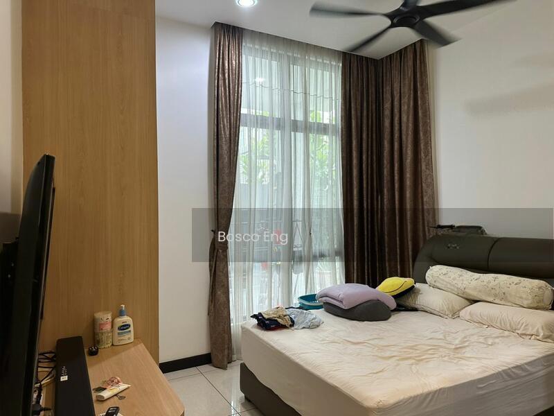 THE STRAITS VIEW RESIDENCES - 4