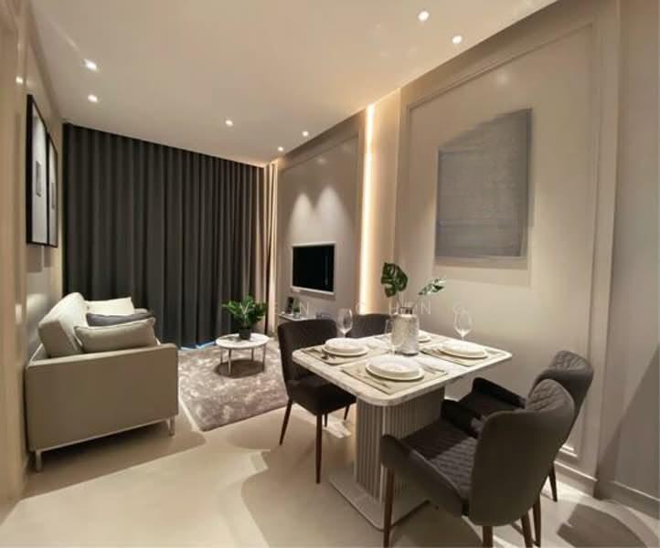 Laurel Residence - 2