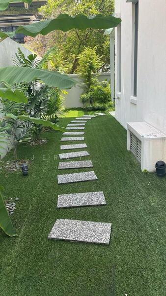 The Residence - 5