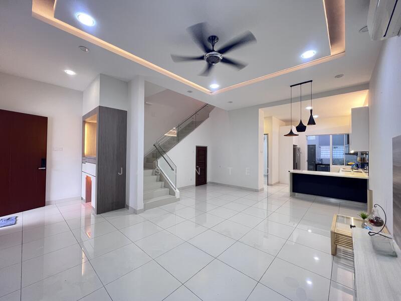 Bandar Seri Alam, Emerald Residenz - 1