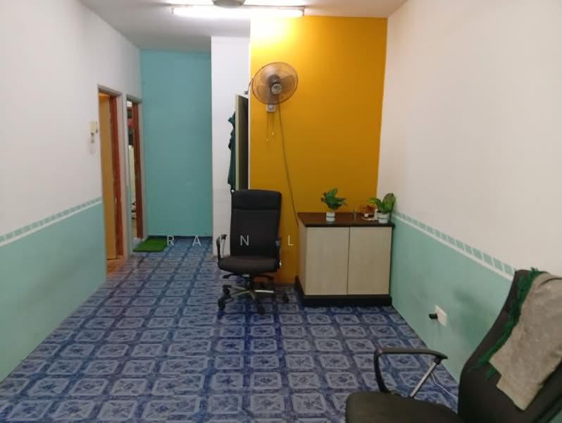 Enggang Apartment - 5