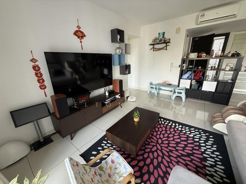 Windows on The Park - 2