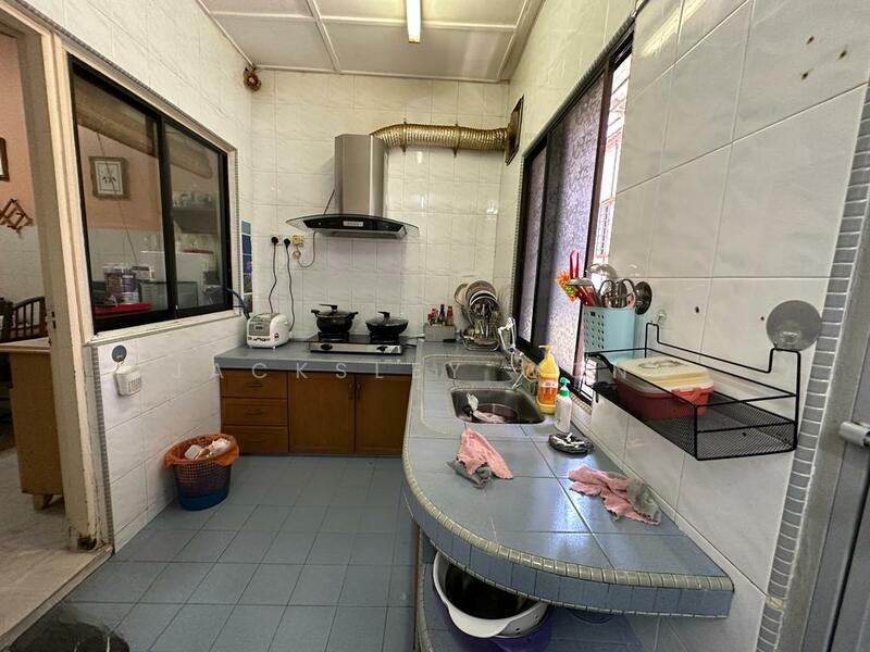 Bandar Sungai Long - 4