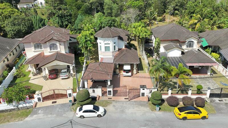 Lavender Heights - 1