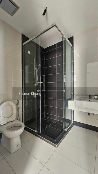 Semi-D house at Semenyih - 5