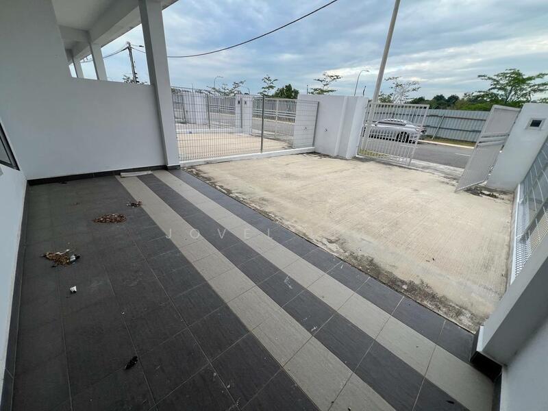 Erica West @ Meridin - 2