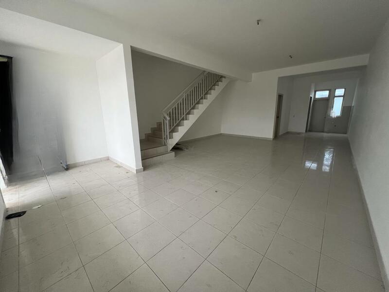 Erica West @ Meridin - 4