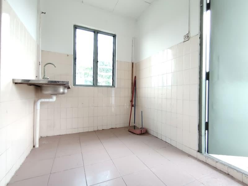 Seksyen 2 Wangsa Maju Flat - 4