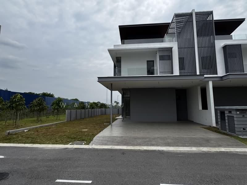 Broadleaf Residence - 2