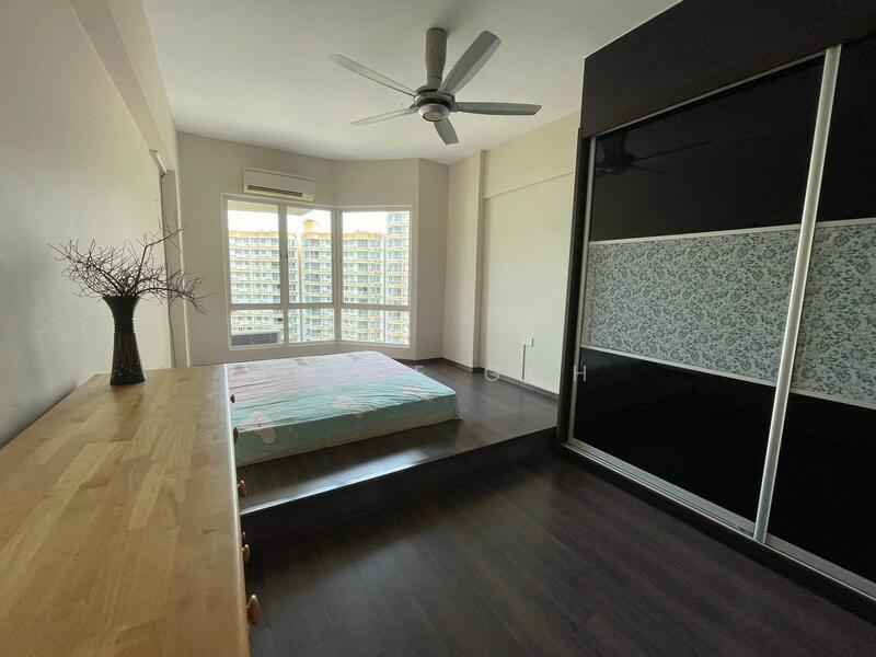 Gold Coast Resort Condominium - 3