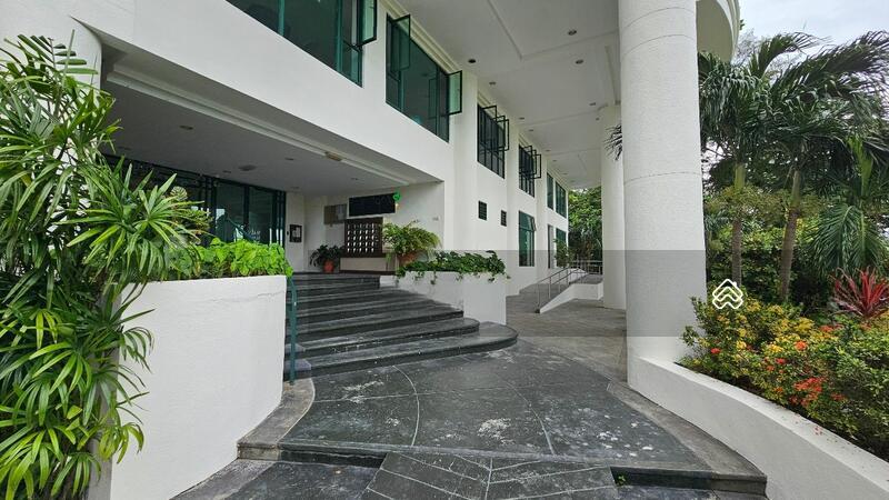 Sri Golden Bay Condominium - 2