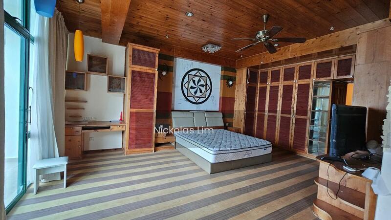 Sri Golden Bay Condominium - 2