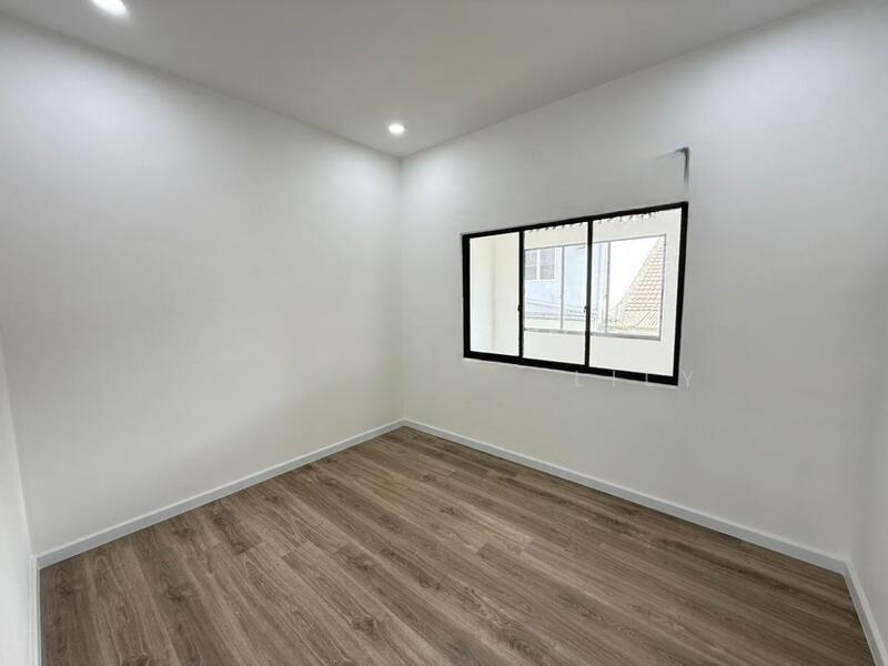 Taman Johor Jaya, Johor Jaya, 81100 Johor Bahru - 4