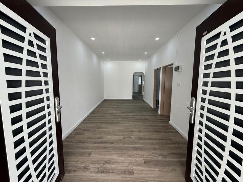 Taman Johor Jaya, Johor Jaya, 81100 Johor Bahru - 2