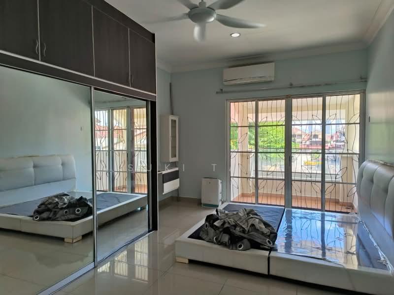 Laman Rimbunan - 3