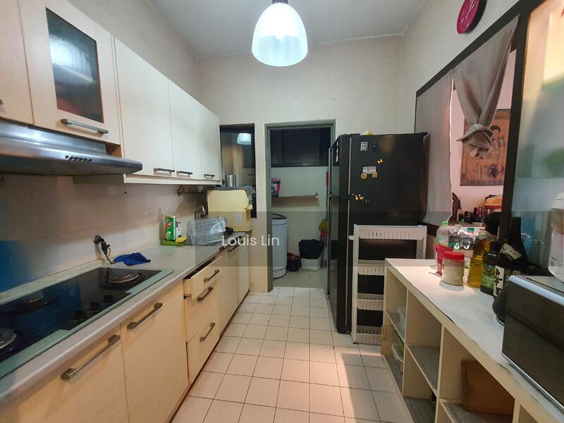 Royal Domain Sri Putramas 2 - 4