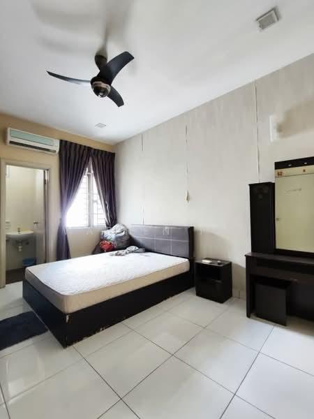 BANDAR DATO ONN , PERJIRANAN 8 (ARECA 1 & CANNA 1) FASA 2 - 3