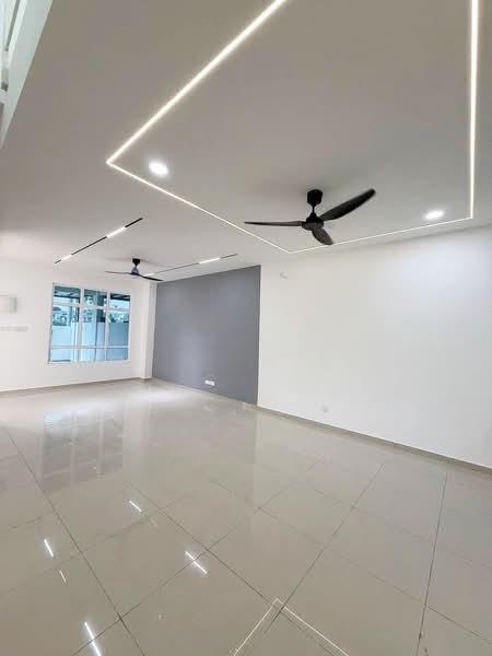 Bandar Layangkasa Pasir Gudang - 4