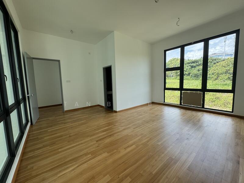 Austin Heights - 4
