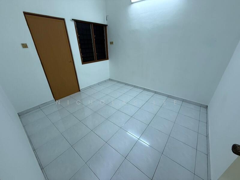 Double Storey House at Fair Park - 2