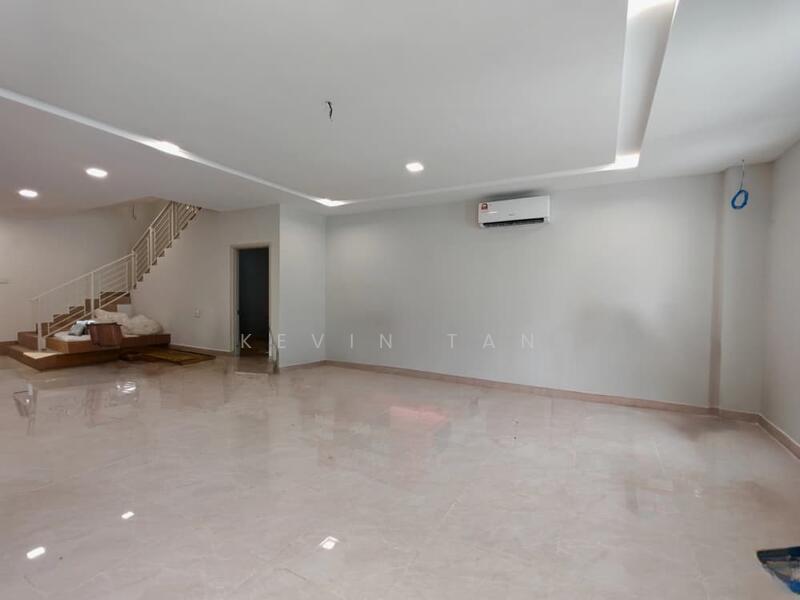 2 Storey Terrace Sri Petaling - 4