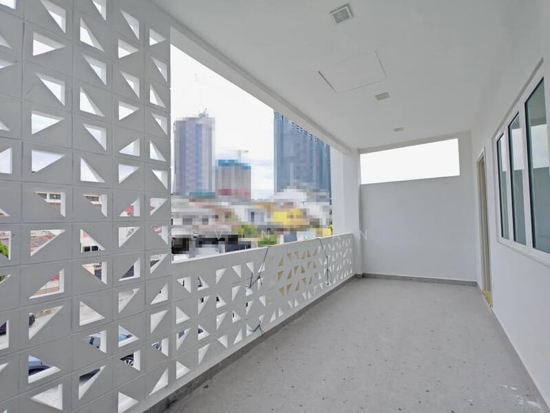 2 Storey Terrace Sri Petaling - 2