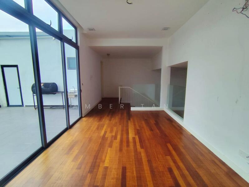 Jalan Anggerik Disa 31 - 4