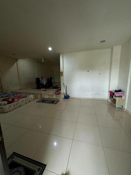 Taman Meranti Jalan Balau Kulai Double Storey Terrace - 3
