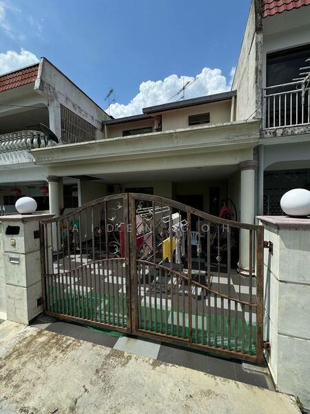 Taman Meranti Jalan Balau Kulai Double Storey Terrace - 1