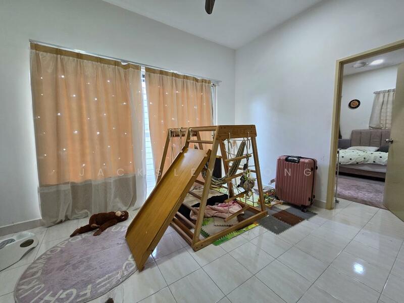 Seri Sungai Long - 4