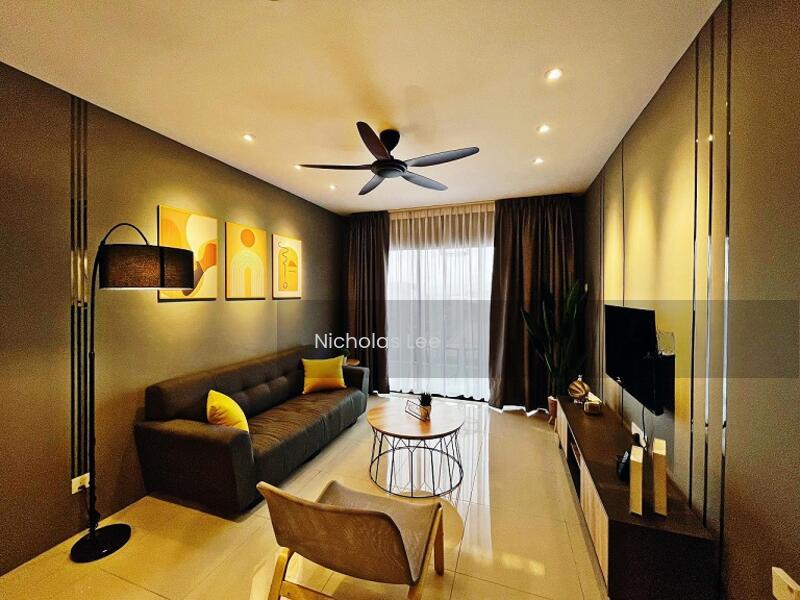 Manhattan Condominium - 5