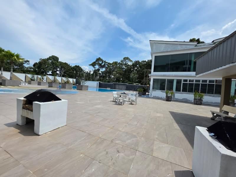 The Pines Residence - 1