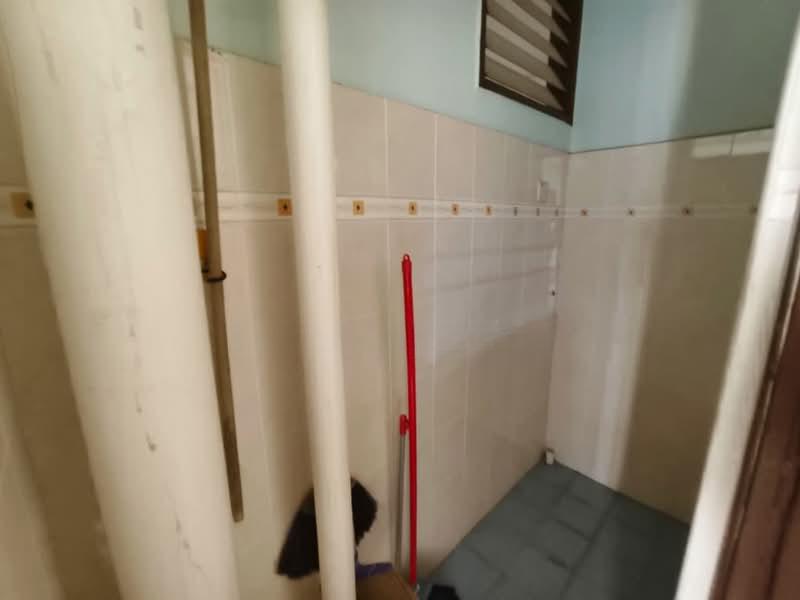Desa Bayan Apartment - 4