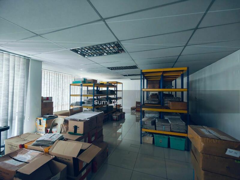 Taman Mount Austin - 3