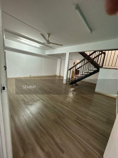 Taman Seri Putera, Banting - 1