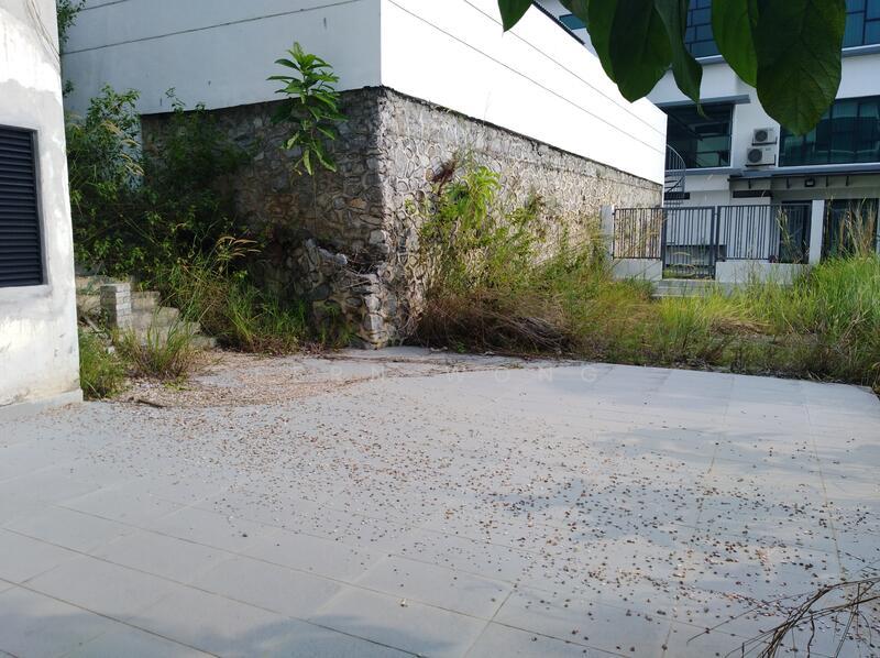 Lyden, Terrace House - 5