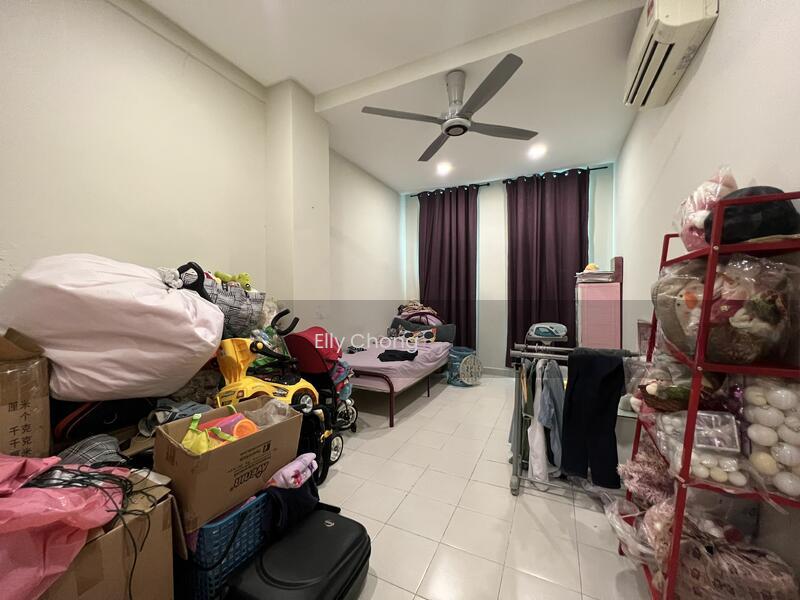 Bandar tun Hussein onn - 3