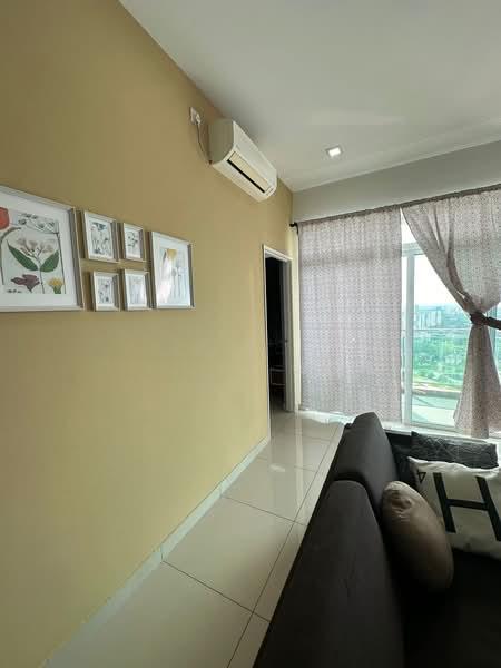M Condominium @ Larkin - 4
