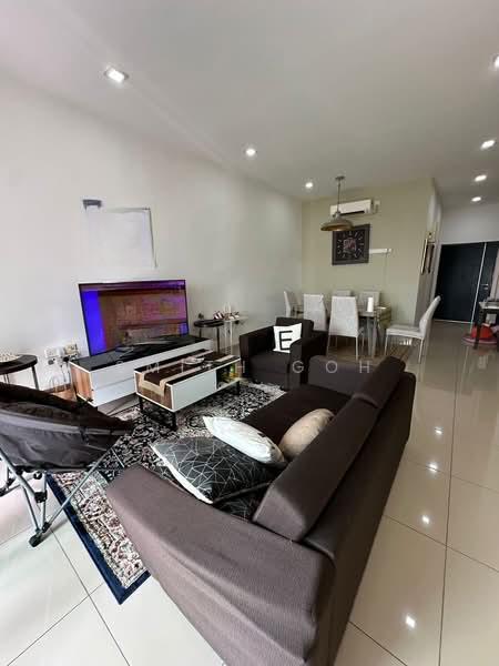 M Condominium @ Larkin - 2