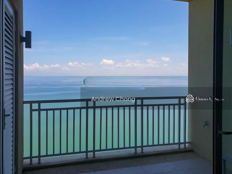 Quayside Seafront Resort Condominiums - 2