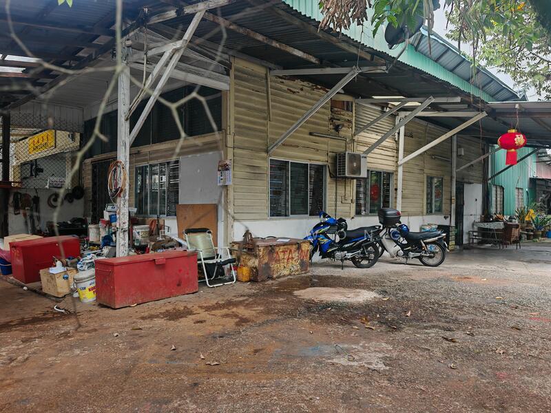 Kampung Baru Salak Selatan - 3
