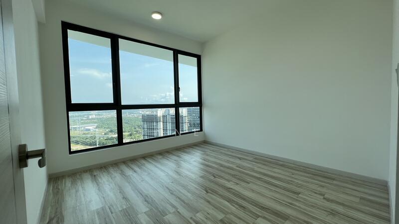 The M @ Medini Macrolink - 5